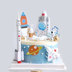 Celebrity Astronaut Figurine Creative Planet Space Person Cake Decoration Children's Birthday Party Dessert Table Decoration