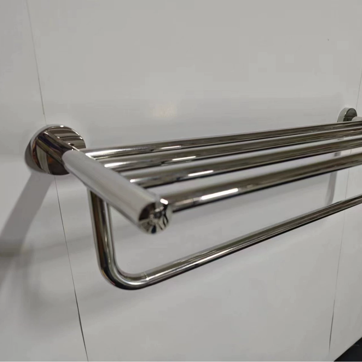 Полотенцесушитель Полотенцесушитель для ванной