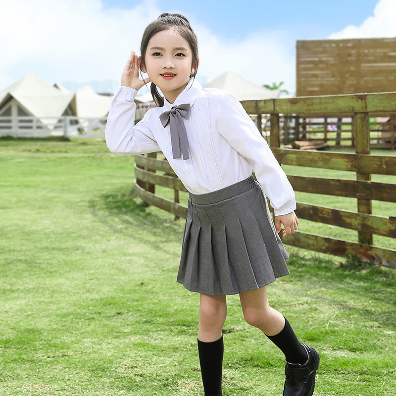 Traje para niñas Primavera y otoño 2023 nueva falda de estilo preppy casual de dos piezas estilo coreano Falda plisada a juego