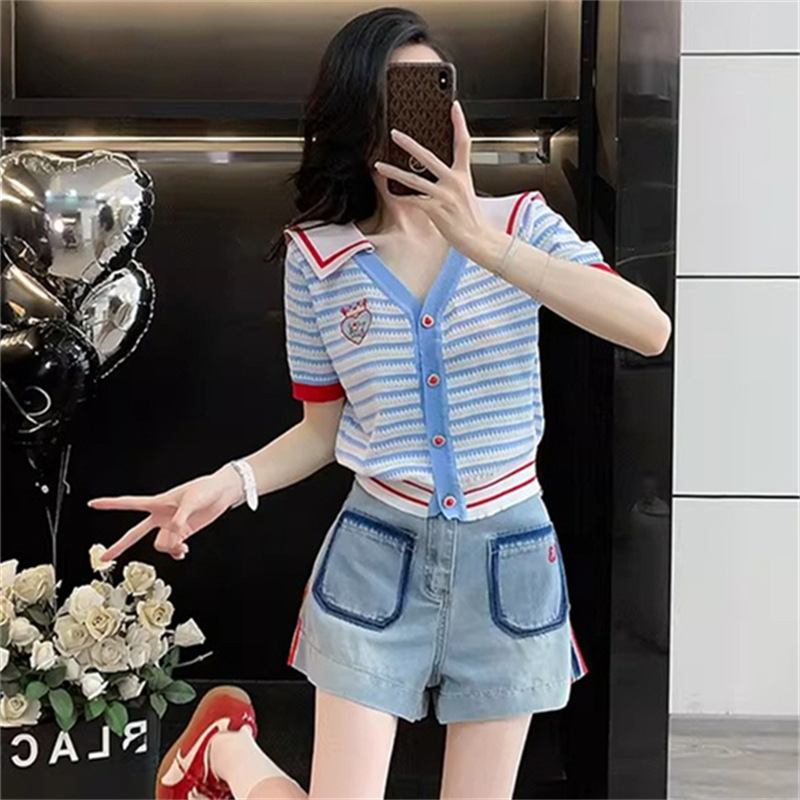 Academy-Style Patchwork Navy Collar Striped Knit Cardigan for Women, Summer Short-Sleeve Design, Versatile and Slimming Top for Petite Figures