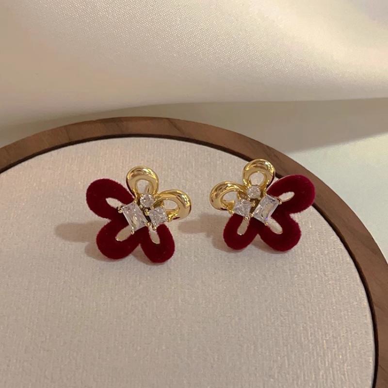 36# hollow flower flocking stud earrings