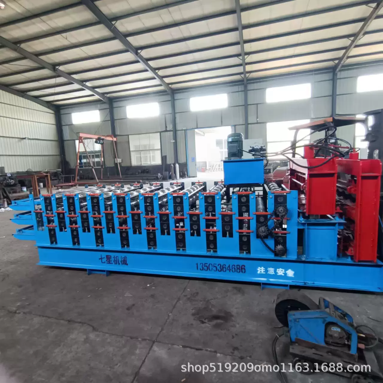 厂家屋面压瓦机全自动彩钢瓦设备金属成型彩钢瓦压瓦机械设备