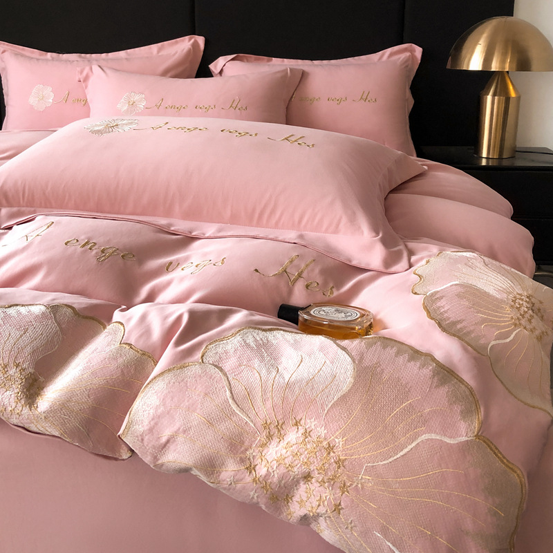 Nuevo traje de cuatro piezas con bordado de seda lavado, sábana de viento de lujo ligero, color sólido, sábana simple, funda de edredón al por mayor