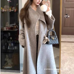 �羳��ɫ�p����q����Ů2025�ﶬ�¿��nϵС�������Ӻձ��L��ë��