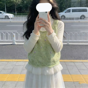 С���¾Gɫ��Ƭ�n��ᘿ��R��Ů2026�紺�¿����B���@��ë������