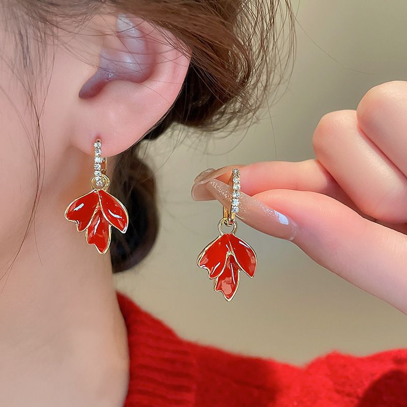 Aguja de plata, arco de circón, pendientes geométricos de perlas, pendientes de diseño de temperamento de nicho, pendientes de lujo ligero, pendientes de alta gama, mujeres