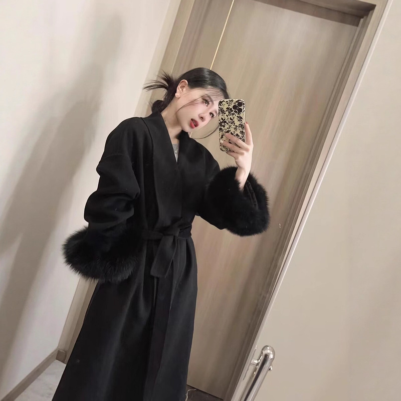 Black Fox Fur Double-Sided Cashmere Outwear for Women 2025 Winter New Hepburn Style Woolen Outwear Versatile