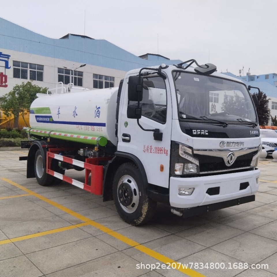 Sprinkler Truck Manufacturer Direct Supply: 10-Cubic-Meter Greenery Spraying and Mist Cannon Truck for Engineering and Municipal Use, Road Washing and Dust Suppression Truck