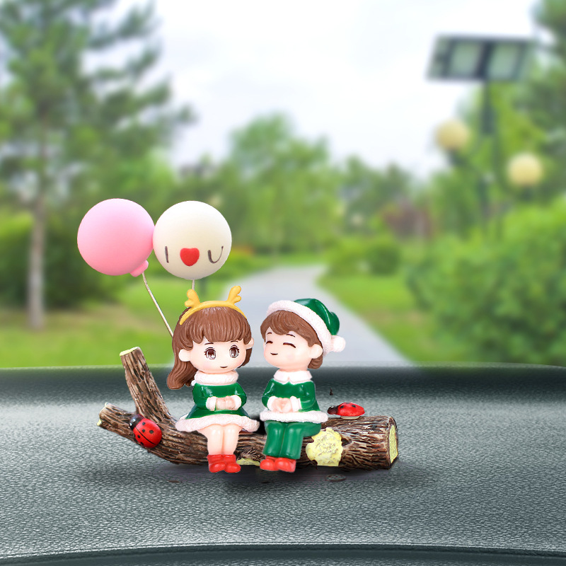 Coche de Navidad Consola central de coche Decoración de pareja linda creativa Decoración de escritorio de muñeca creativa de Navidad transfronteriza