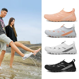 溯溪鞋;综合训练鞋;足球鞋