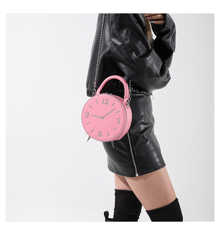 Women's Small Pu Leather Solid Color Streetwear Zipper Circle Bag display picture 5