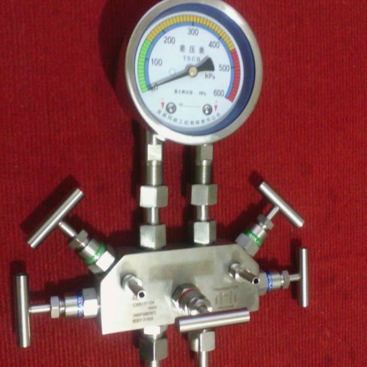 带平衡阀五阀组差压表，安装，使用，