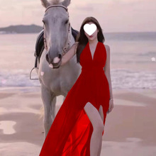 三亚沙漠海边度假沙滩裙小个子露背红色挂脖吊带连衣裙女夏季长裙