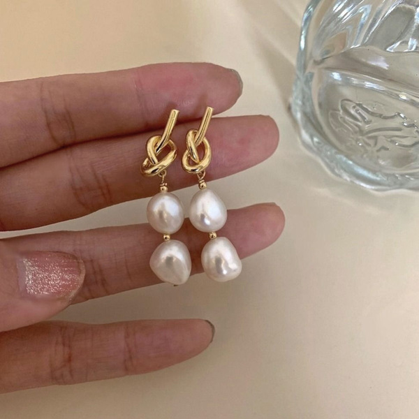 Organic brand retro long earrings pearl
