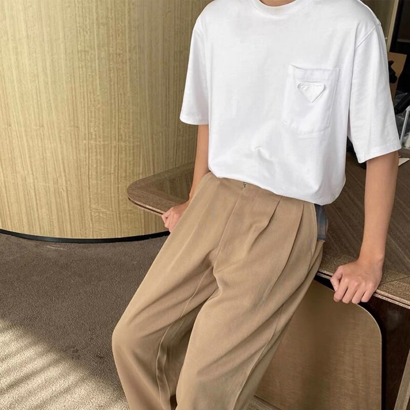 New Summer Classic Inverted Triangle Graphic Flap Pocket Pants Pure Color Short-Sleeved T-Shirt, Simple, Loose and Versatile, Trendy for Men and Women New Summer Classic Inverted Triangle Graphic Flap Pocket Pants Pure Color Short-Sleeved T-Shirt, Simple, Loose and Versatile, Trendy for Men and Women