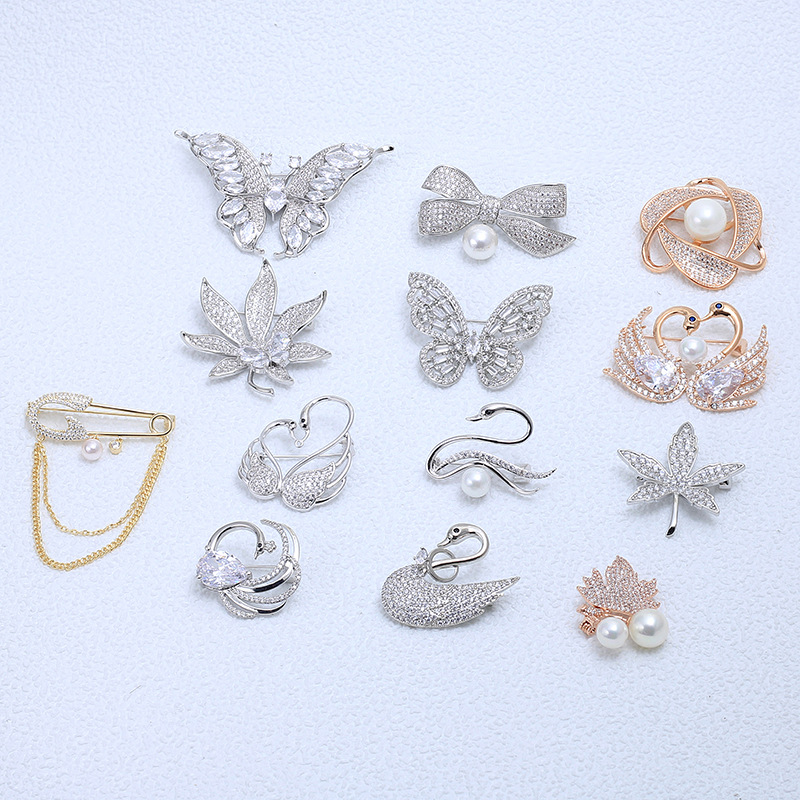 High-end imitation pearl suit suit brooch women's corsage micro-inlaid zircon elegant temperament fashion clothes pin accessories