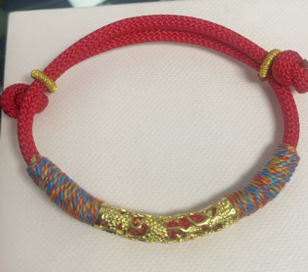 Red rope bracelet, bent pipe, style 1