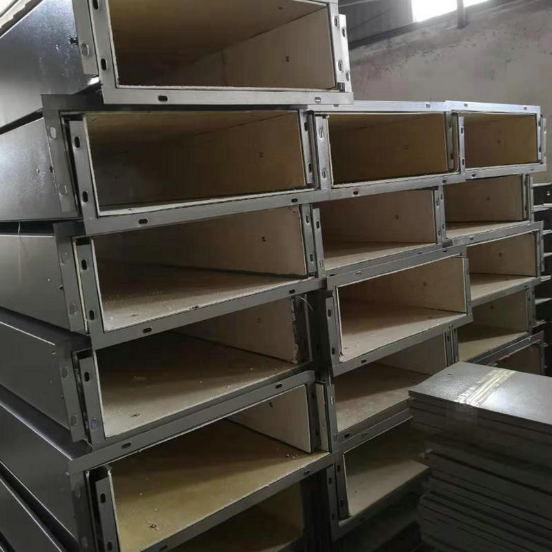 法兰式防火喷塑桥架 金属电缆防火桥架钢制耐火线槽支架母线