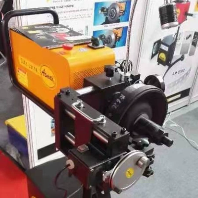 Multifunctional automobile brake disc CD-ROM machine Əyləc diski təmiri