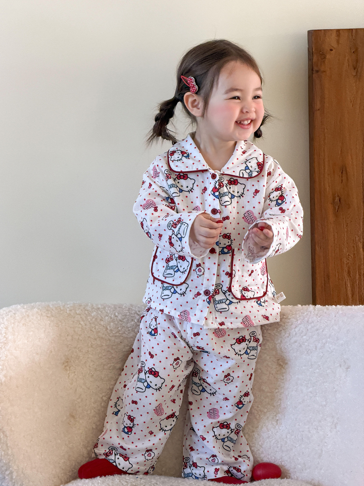 Sugar Pear ropa infantil pijama infantil primavera 2026 nuevo conjunto de ropa doméstica de niñas dos juegos de ropa de bebé niñas tesoro