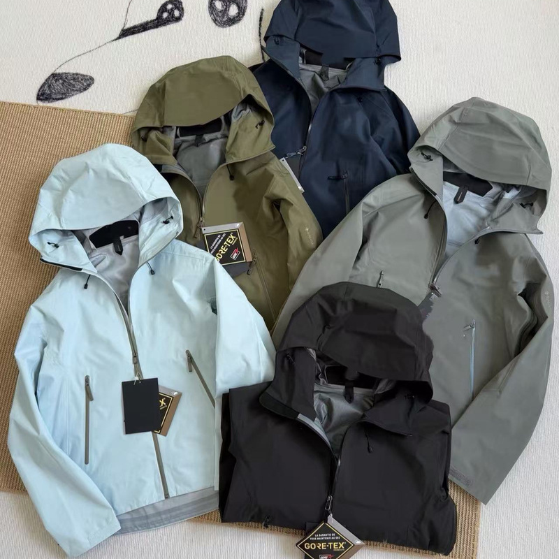 Top-rated couple's Beta LT hard-shell windbreaker outdoor jacket, small and lightweight, suitable for hiking, windproof, and waterproof Top-rated couple's Beta LT hard-shell windbreaker outdoor jacket, small and lightweight, suitable for hiking, windproof, and waterproof