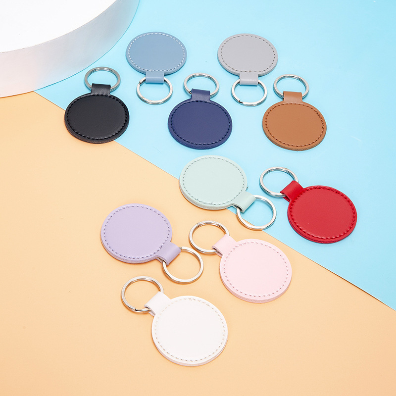 Retro creative PU leather keychain imitation leather round keychain bag accessories pendant car keychain