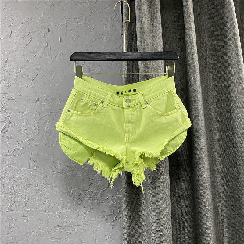 Fashionable and Unique Fruit Green Denim Shorts for Women, 2022 New Spring and Autumn Sexy Low-Waist Wide-Leg Shorts