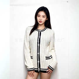 时髦贵气撞色小香黑边立体镂空短款针织开衫外套