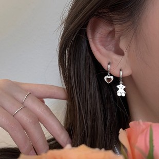 Little Bear Love Asymmetric Earrings Small Mini Cute Ear Bone Earrings Suitable for Small Earlobes Personalized Sweet Earrings