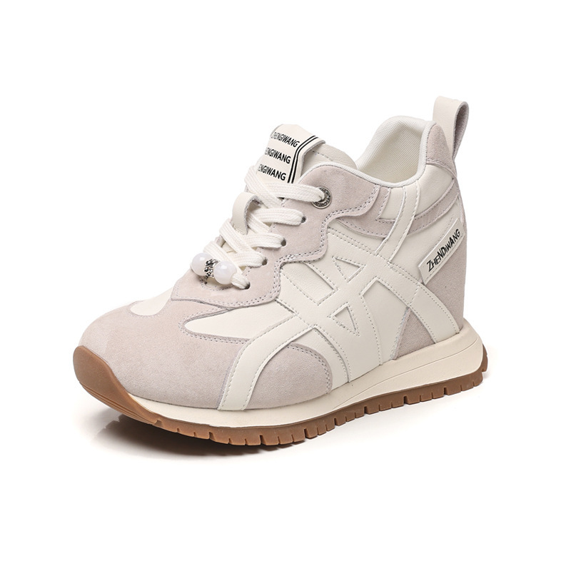 Giày sneaker nữ đế dày tăng chiều cao phong cách Token Forrest đế mềm — màu be