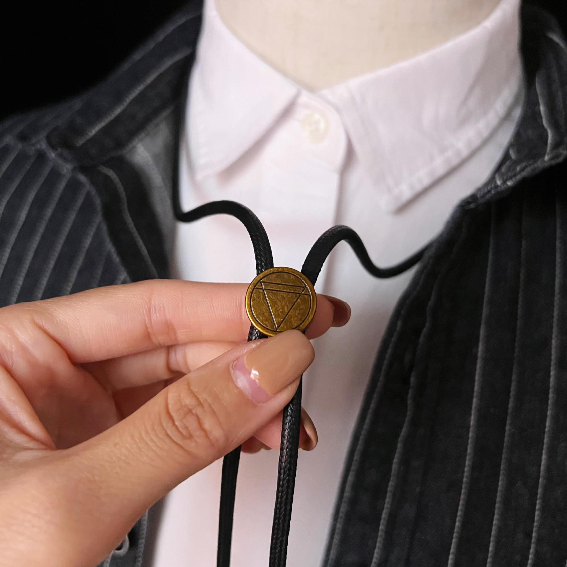 Bolo Tie Men's Retro Green Adjustable Necklace Simple Style_voghion.com