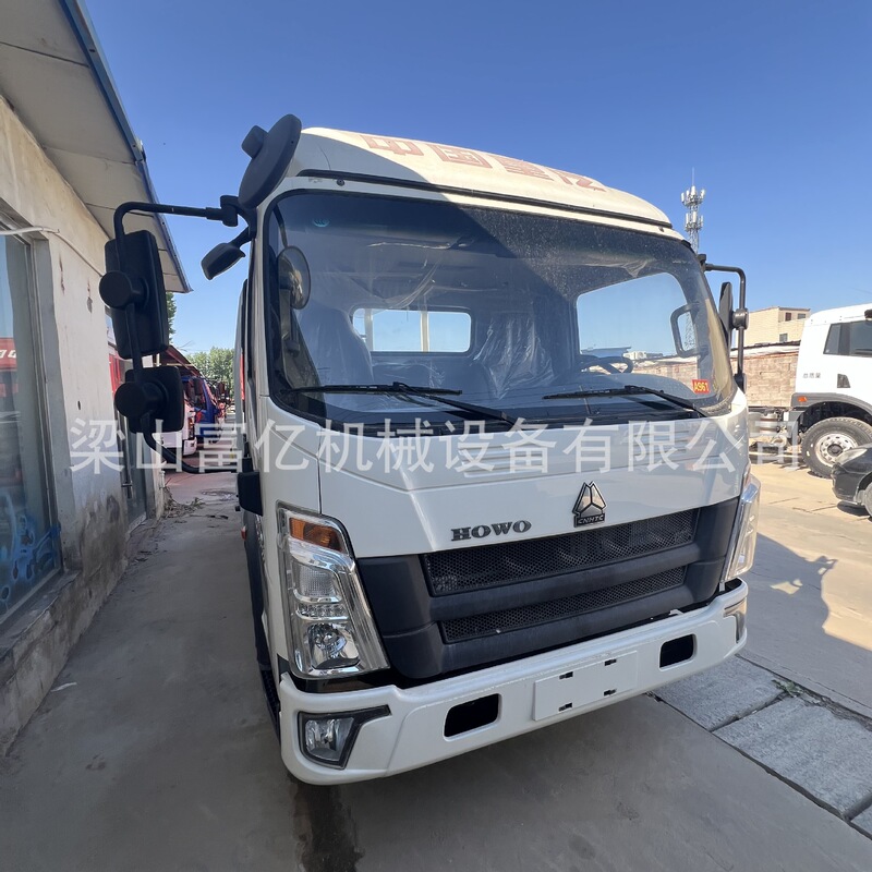 Manufacturer cross-border supply of China Heavy Truck HOWO light cargo vans, light cargo trailers, and transport trucks to Africa Manufacturer cross-border supply of China Heavy Truck HOWO light cargo vans, light cargo trailers, and transport trucks to Africa