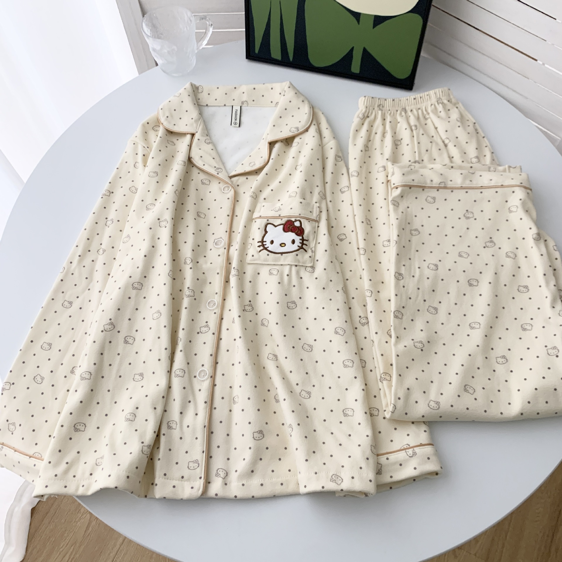 Al por mayor transfronterizo explosión de invierno de ternilla pijama caliente de manga larga de mujeres cardigans con la solapa ropa de hogar gruesa ropa exterior