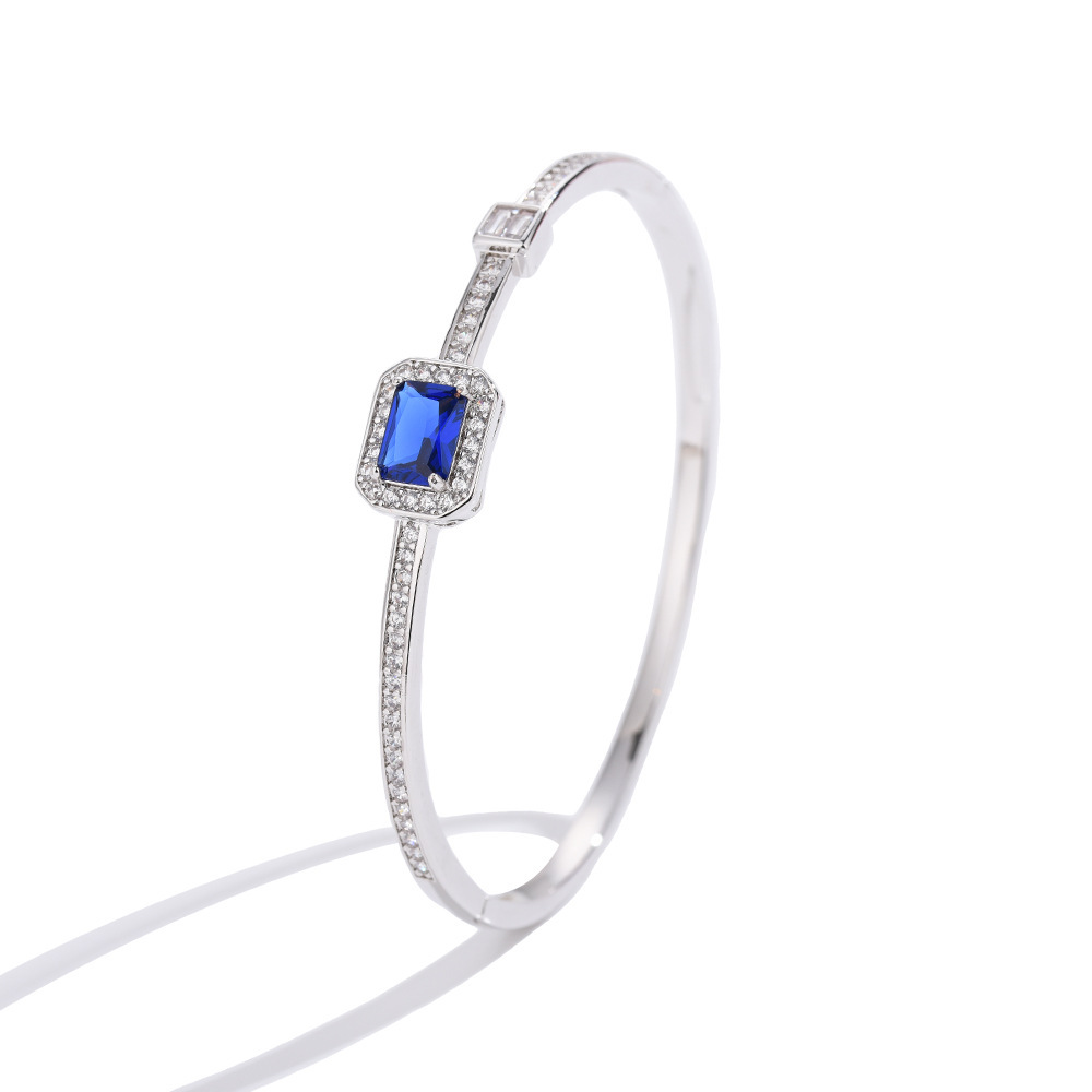 Pulsera de circonita de colores popular transfronteriza con diamantes de alto carbono para mujer, joyería de lujo ligero y a la moda, pulsera de diamantes completa exquisita de estilo europeo y americano.