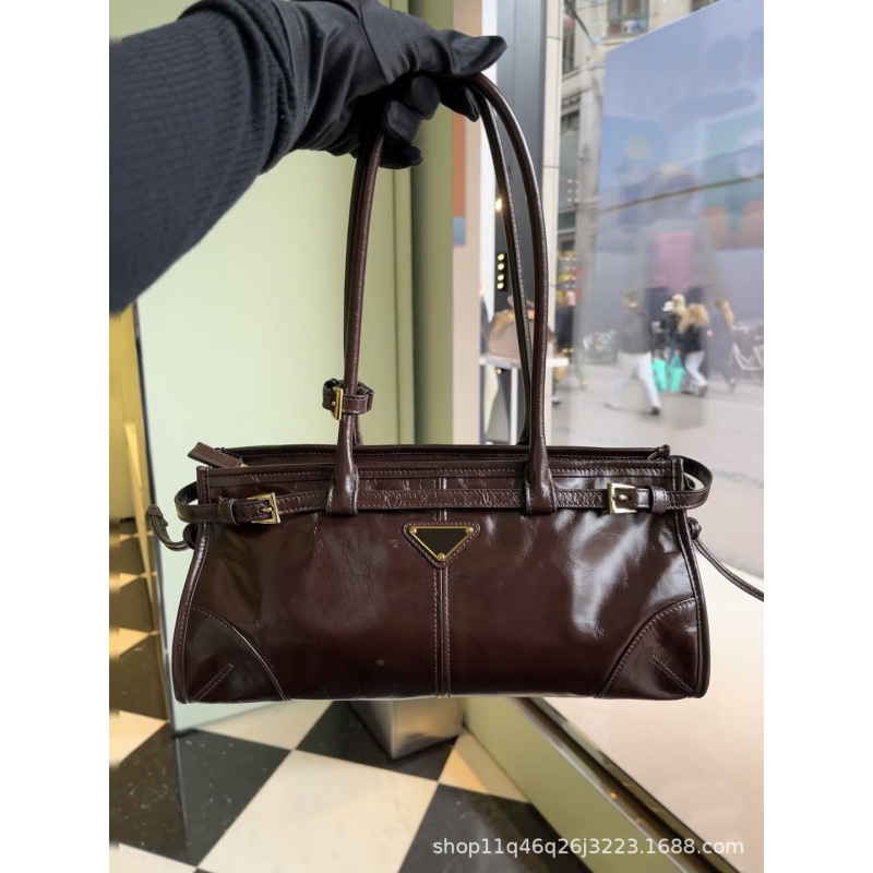 Messenger Bag Women's P-Style Commuter Style Briefcase Tote Bag Retro Handbag Oil Wax Leather Women's Bag Messenger Bag Women's P-Style Commuter Style Briefcase Tote Bag Retro Handbag Oil Wax Leather Women's Bag