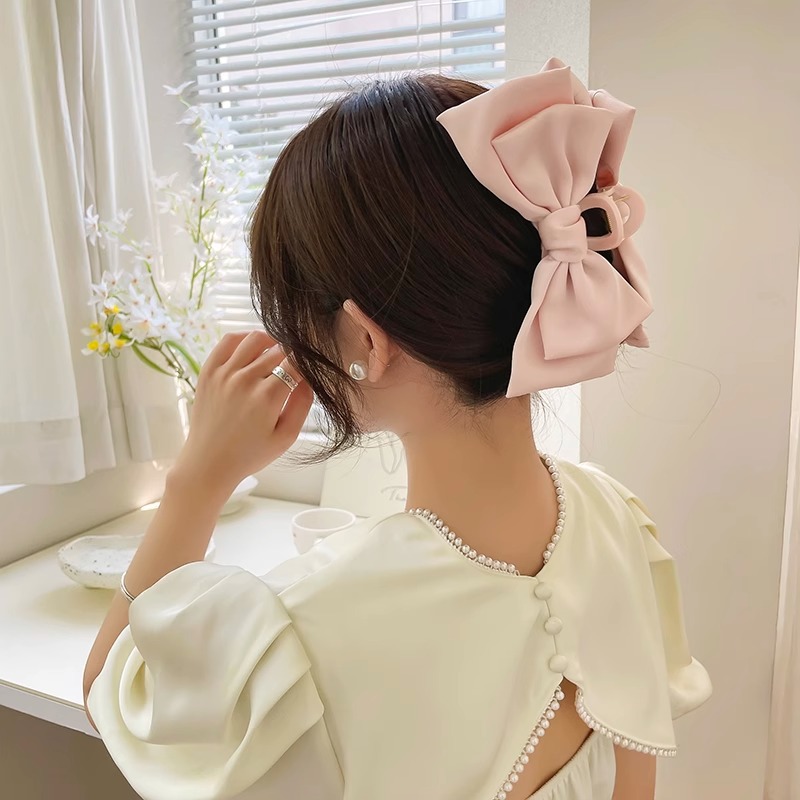 Princesa en fuga dulce satén arco clip de captura temperamento captura cabeza posterior clip de cabello tiburón clip de cabello joyería