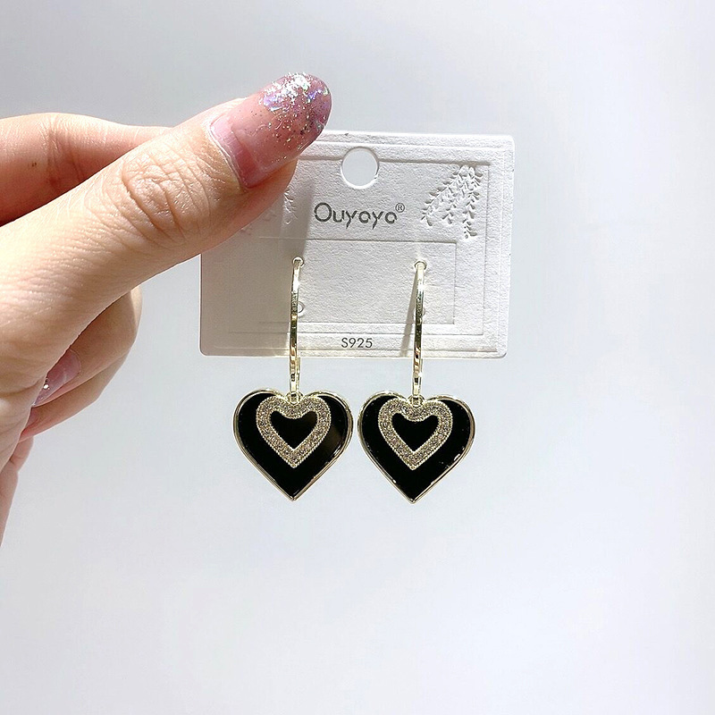 Fashion Simple Heart Diamond Earrings display picture 2