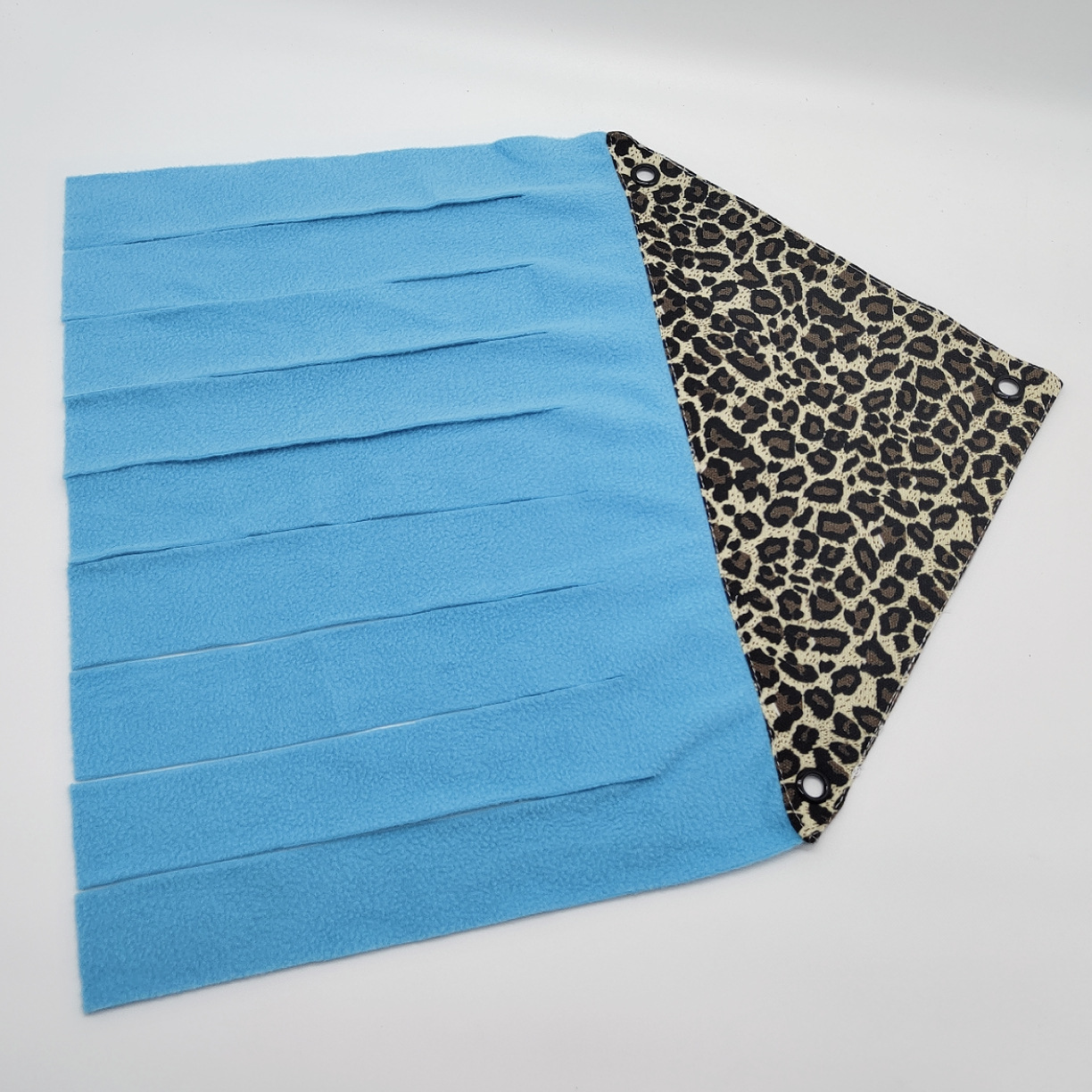 레오파드 무늬 + 그레이