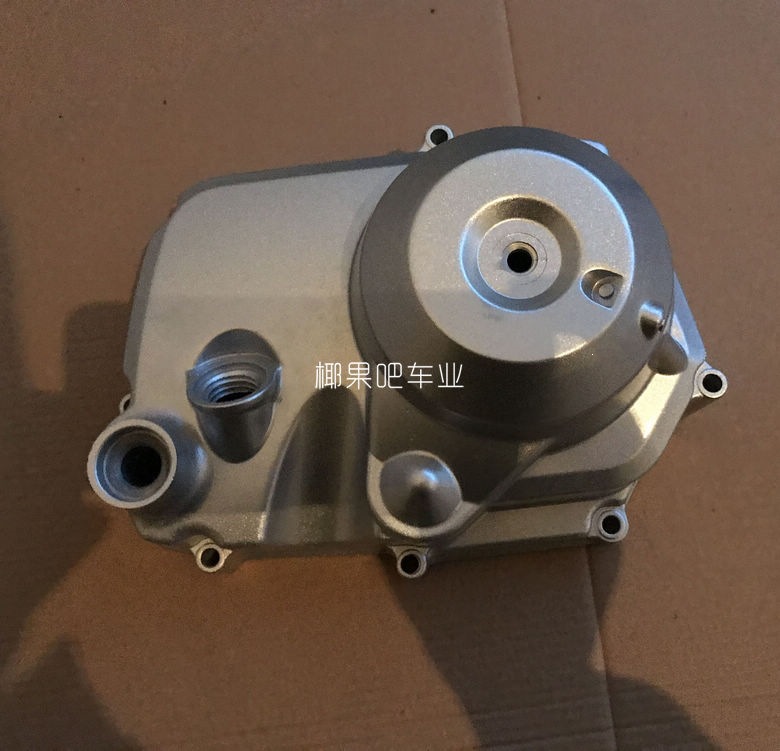 Off-road motorcycle 110CC-125CC engine clutch side cover, ATV gasoline engine right side cover