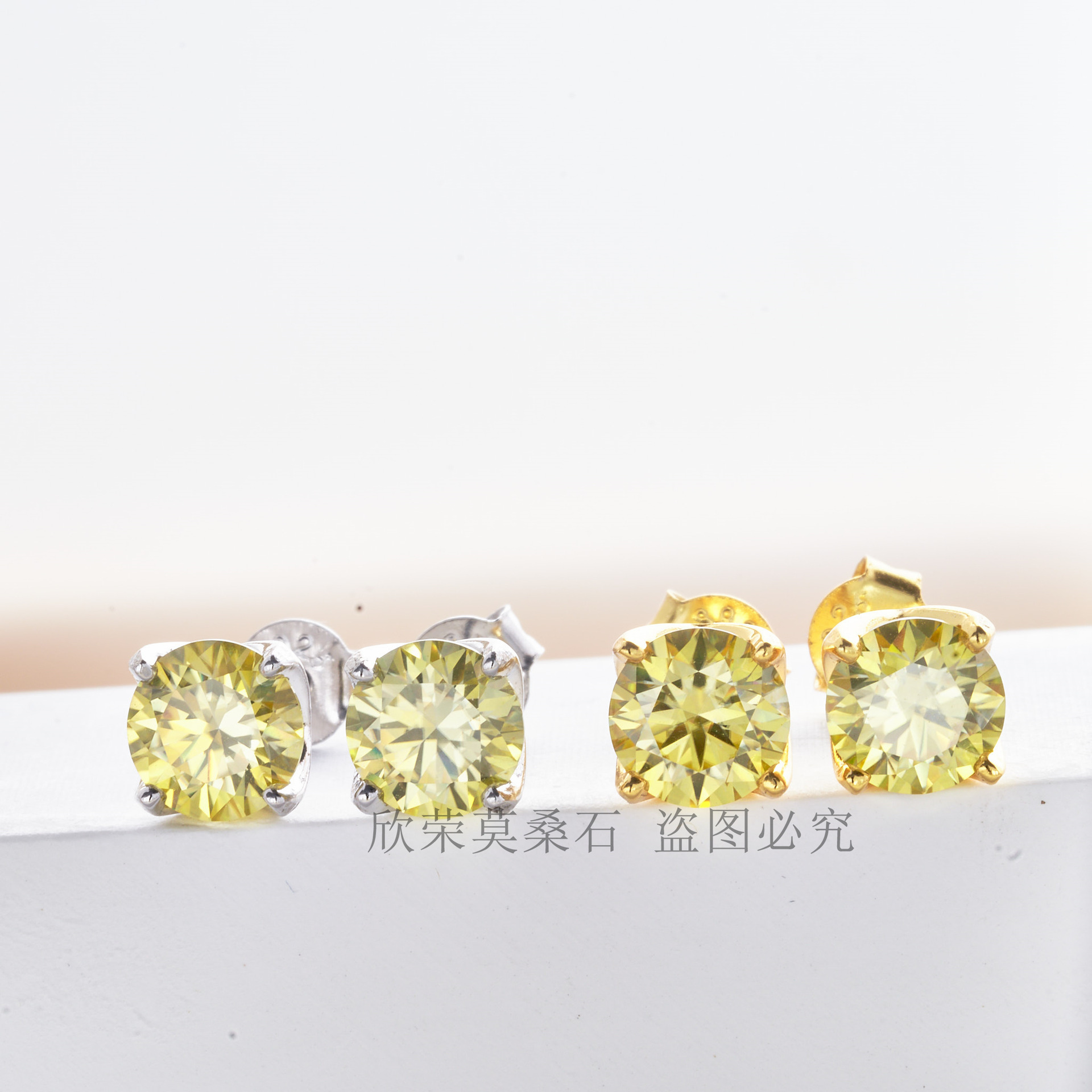 Los pernos de piedra moissan transfronterizos en vivo solo para el mayorista 1CT6.5mm * 2 con certificado GRA de pernos de plata pura