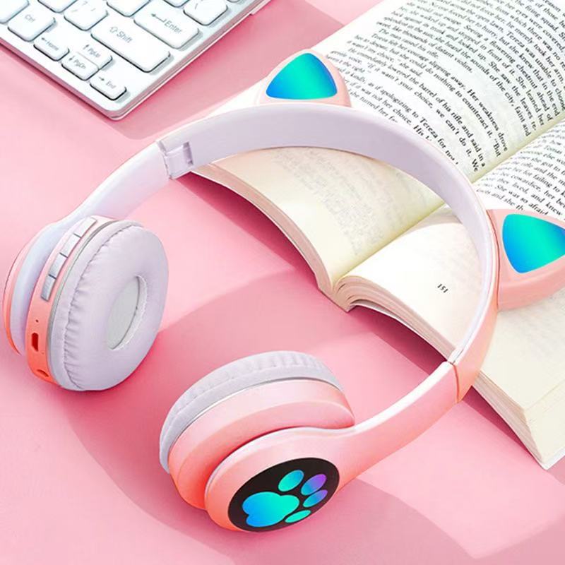 Cross-Border 23m Cat Ear Bluetooth Headset, Cute Light-Up Earphones, Gaming and Sports Wireless Headphones Cross-Border 23m Cat Ear Bluetooth Headset, Cute Light-Up Earphones, Gaming and Sports Wireless Headphones
