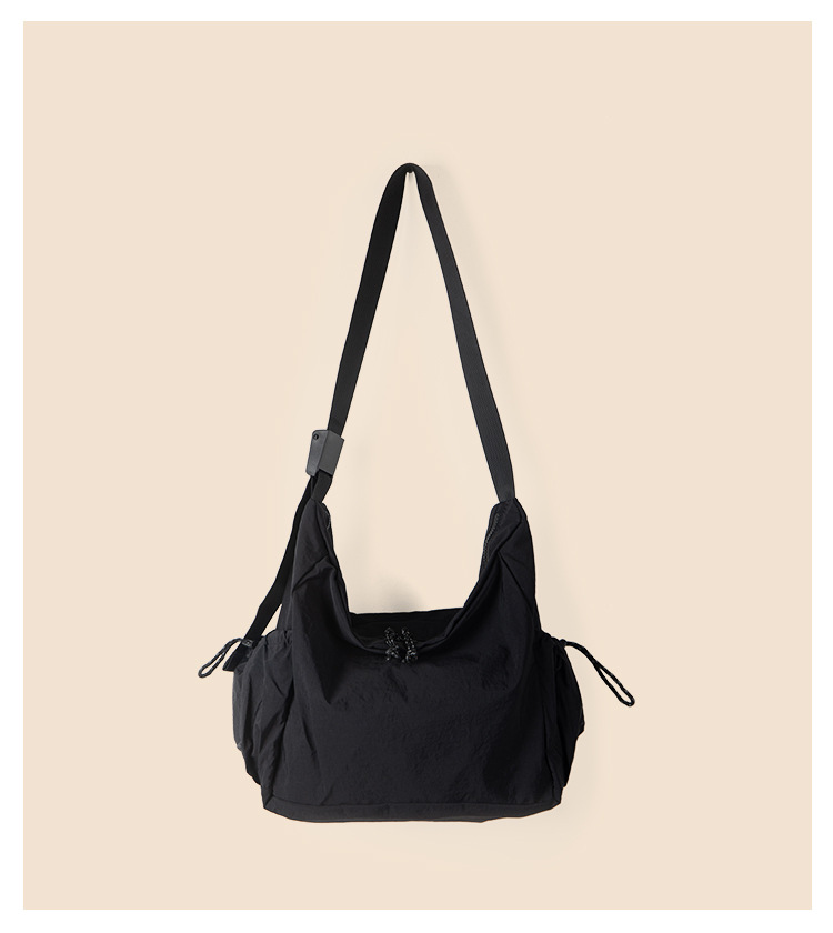 High end summer nylon versatile crossbody bag for female students commuting, single shoulder large capacity tote bag,_voghion.com