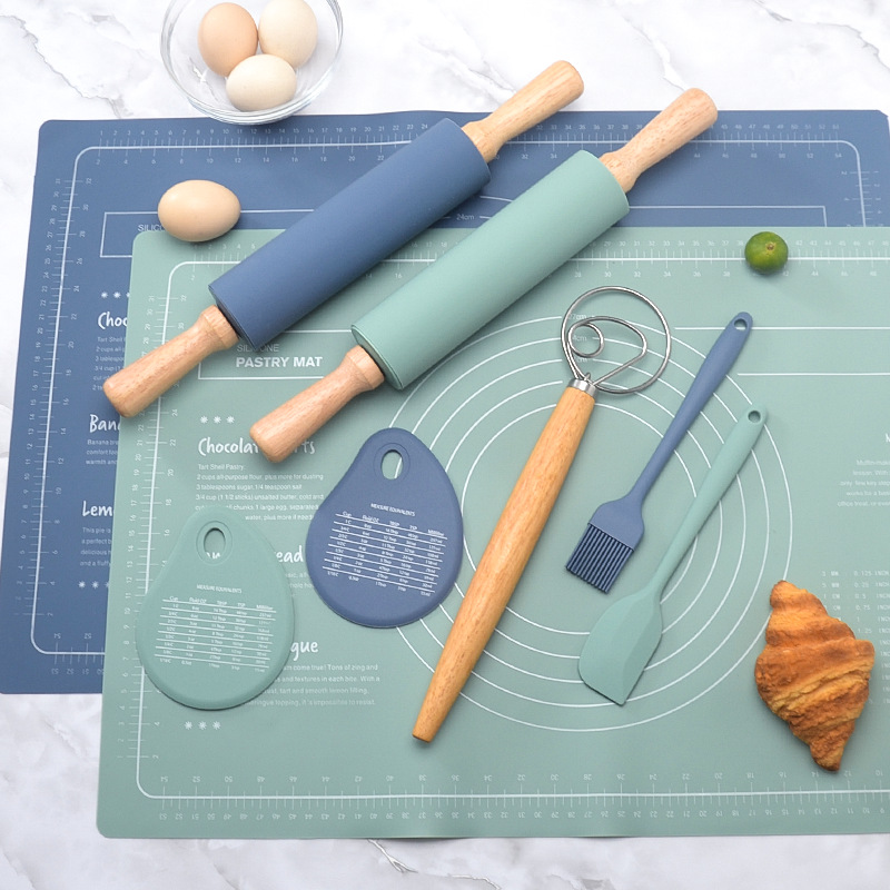 Food Grade Flour Mat Silicone and Dough Mat Kitchen Household Non-Slip Thickeneded Kneading Bread Baking Supplies Set Combination