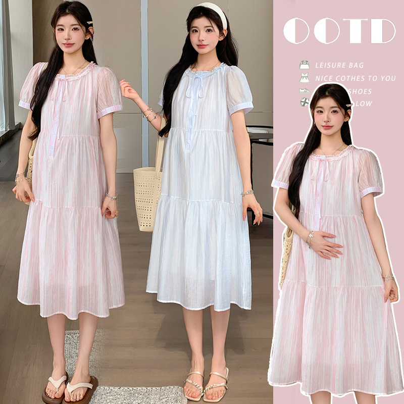 Real Shot of Trendy Maternity Wear: Gradient Color with Gold Stamping, Double-Layered Design, Detachable Buttons, Suitable for Breastfeeding, Loose-Fitting Long Dress