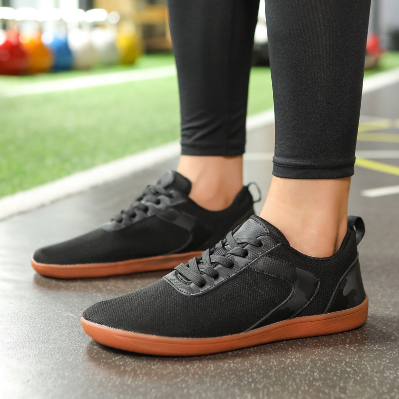 2025 nuevo tamaño transfronterizo cabeza ancha zapatos descalzos pareja zapatos deportivos casuales zapatos casuales al aire libre
