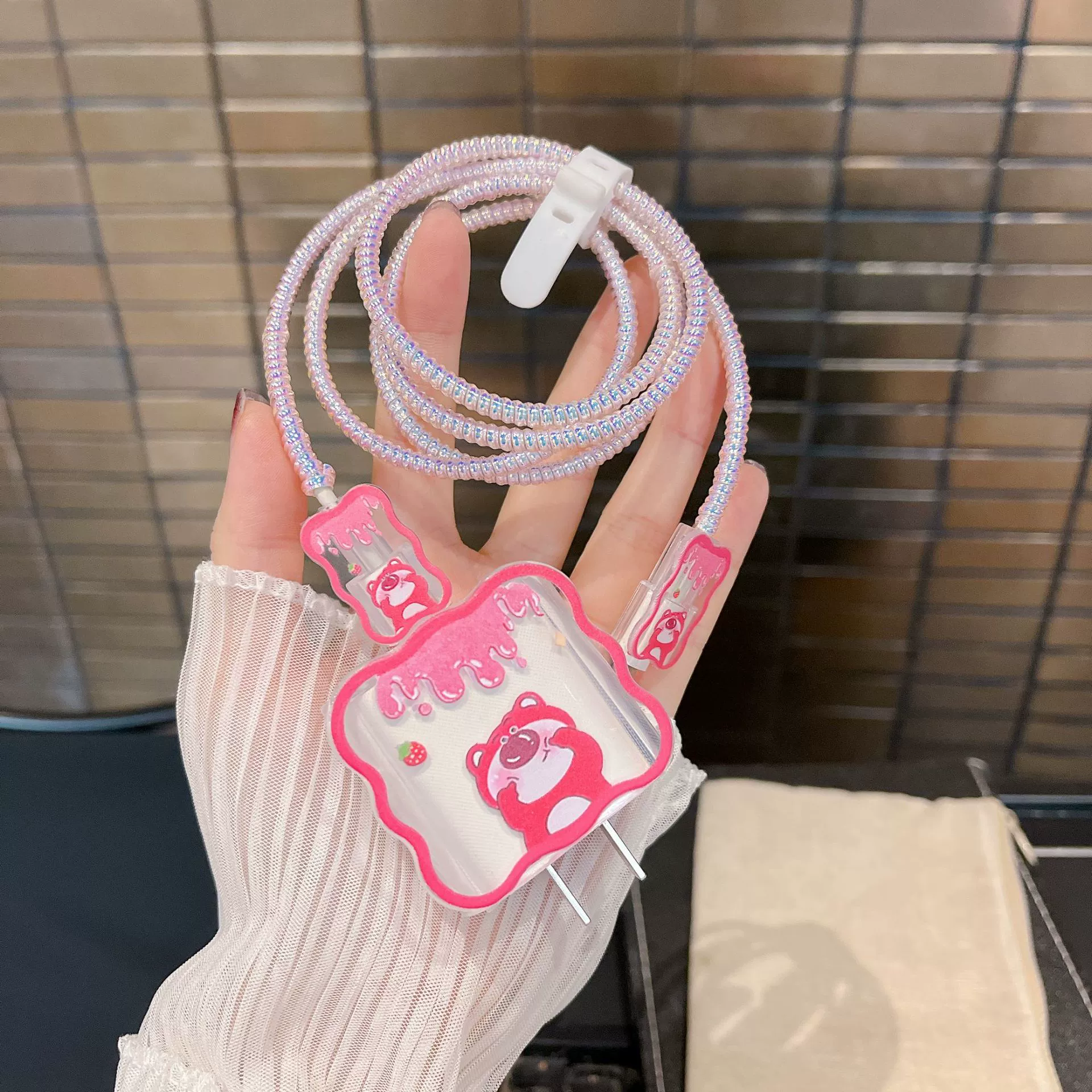 Strawberry Bear Wave подходит для Apple 18w/20w, защитный чехол для кабеля, защитный чехол для кабеля, защитная пряжка, защита от разрыва.