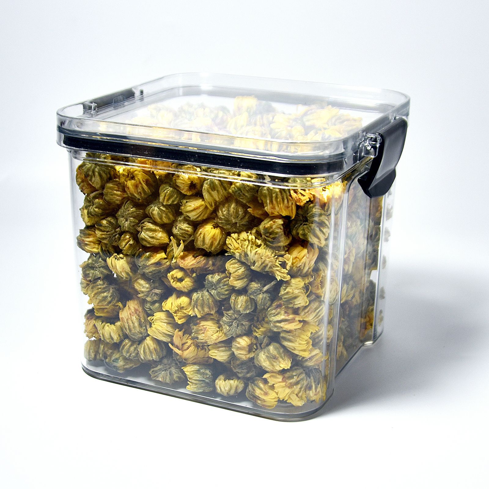 Tai Ju Wang Chrysanthemum Tea Buds 500g Loose Dried Tai Ju Hua Herbal Tea for Brewing in use