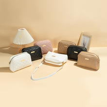 ���QŮ�����lbags2025�¿�������C�����|��б������N���˼y����