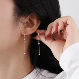 戒指;宝石工艺品;K金耳饰