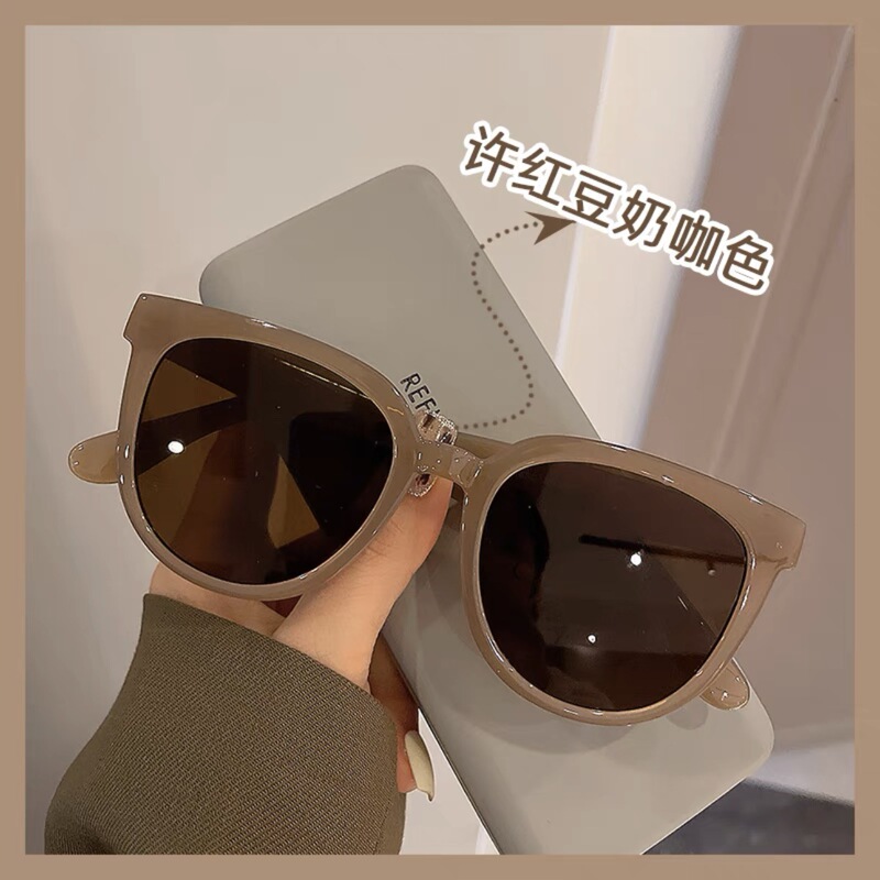 Liu Yifei Xu Hongdou Same Style Sunglasses Women's 2023 New Red Riding Book Vintage Milk Tea Korean Style All-match Sunglasses Liu Yifei Xu Hongdou Same Style Sunglasses Women's 2023 New Red Riding Book Vintage Milk Tea Korean Style All-match Sunglasses